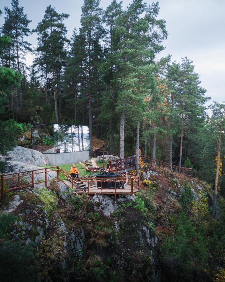 The Wonderinn Mirrored Glass Cabin - Wonderinn Delta Hektner Экстерьер фото